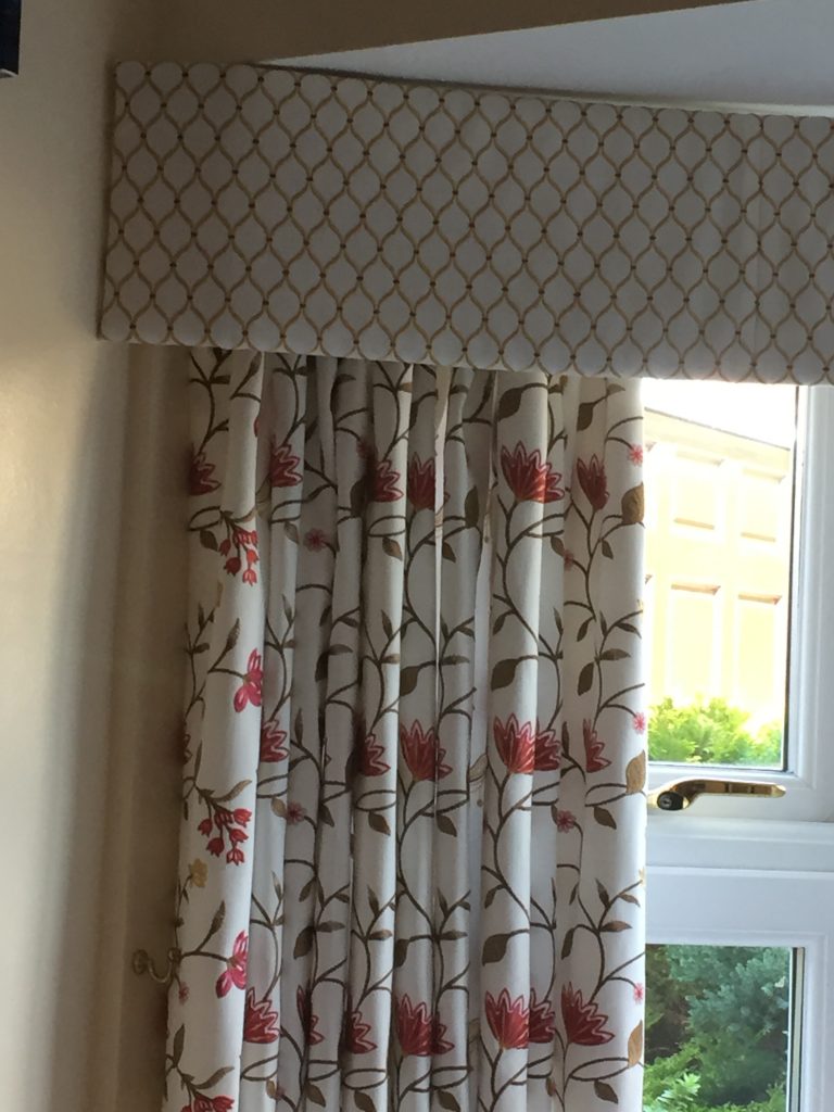 Floral curtain with valance